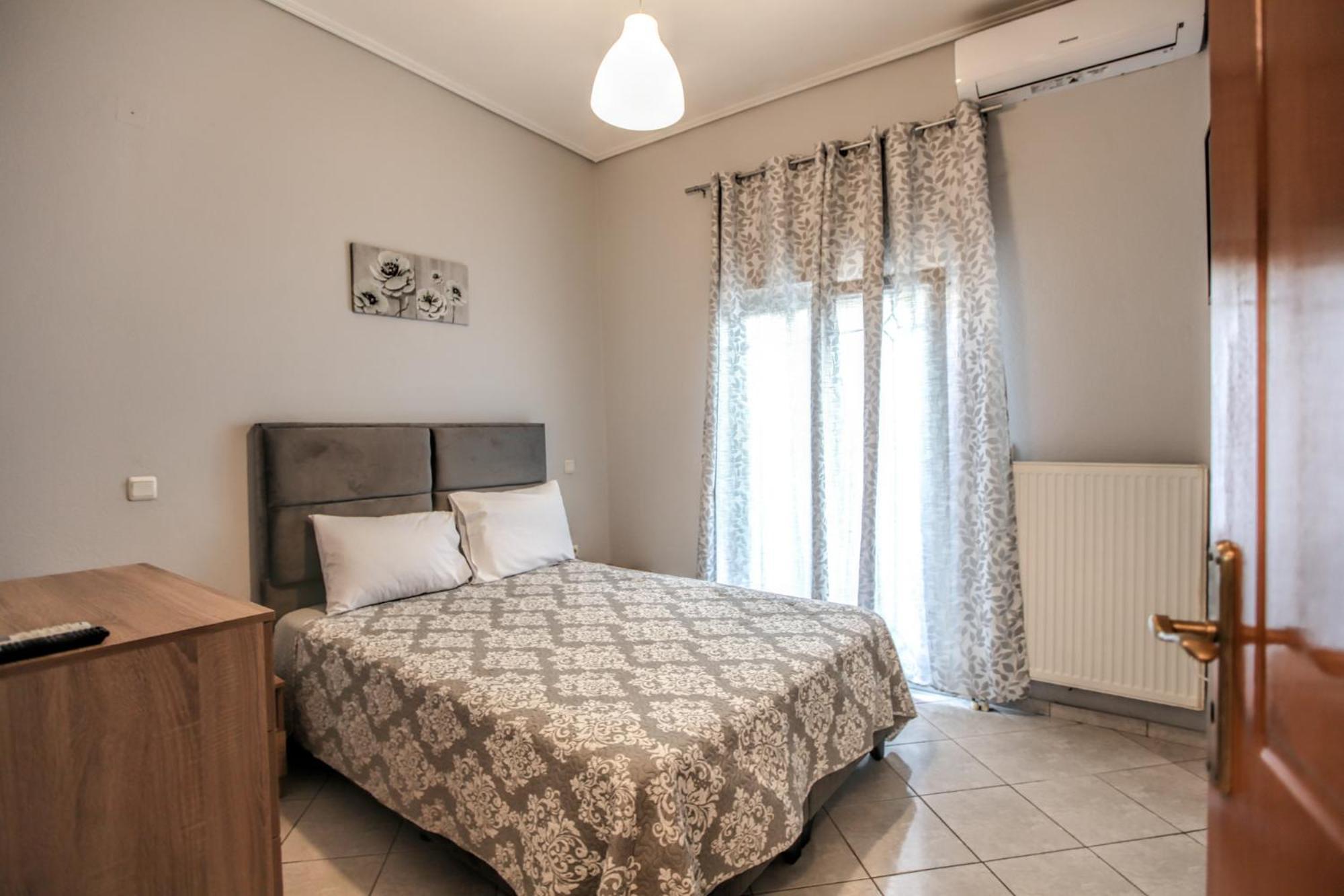 Meteora Family Dream Apartment Калампака Екстериор снимка